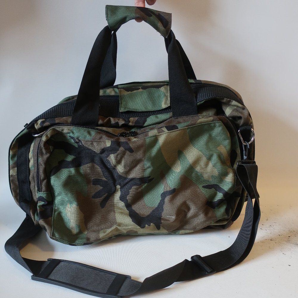 MENS GREEN BROWN CAMO OVERNIGHT TRAVEL TOTE BAG *